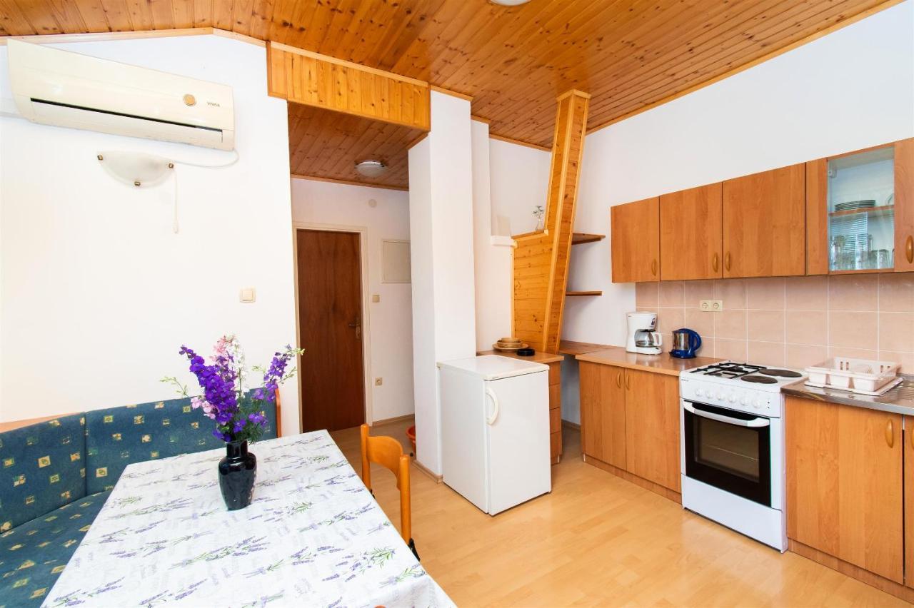 Apartments Green Garden Водице Экстерьер фото