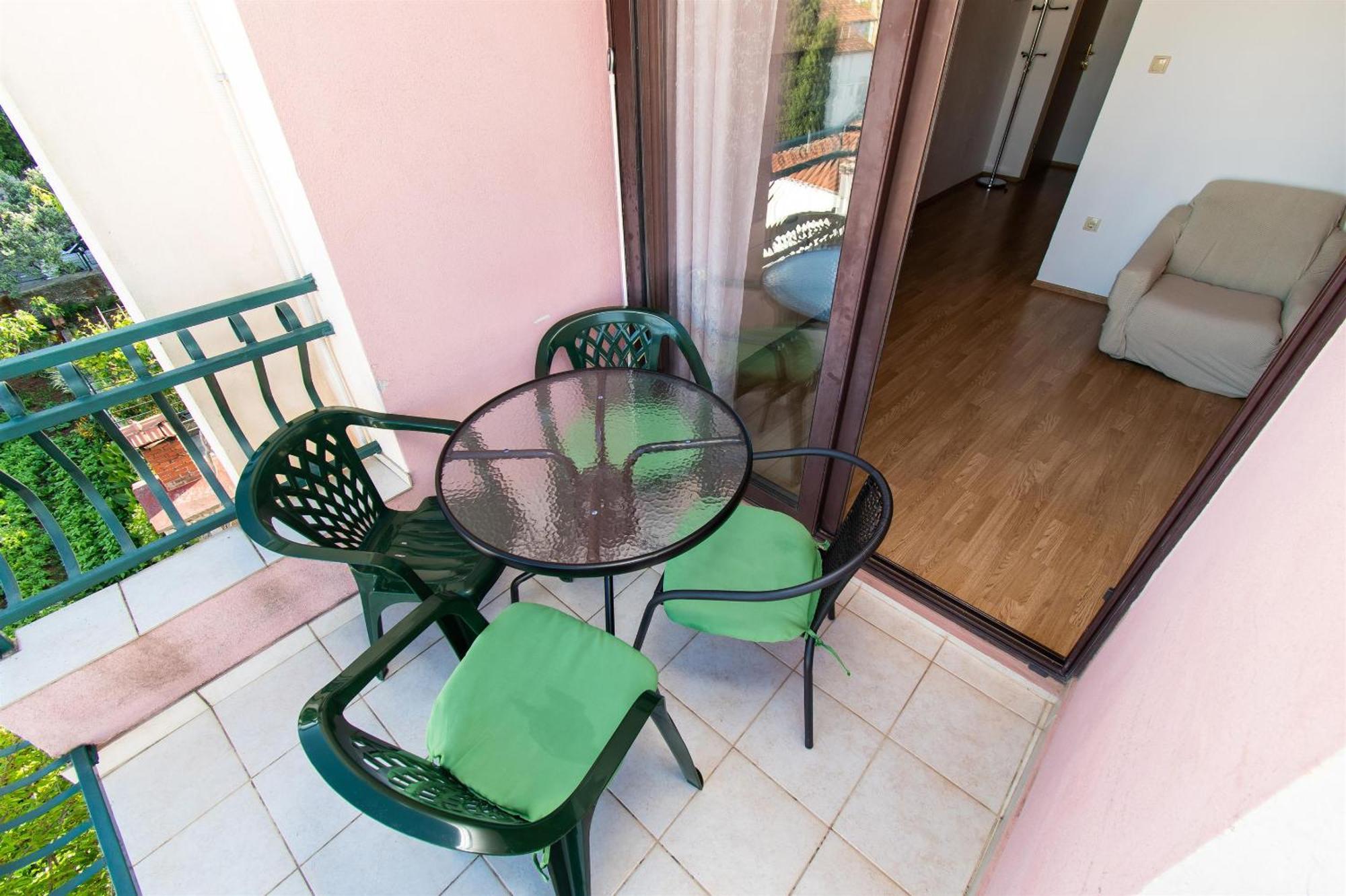 Apartments Green Garden Водице Экстерьер фото